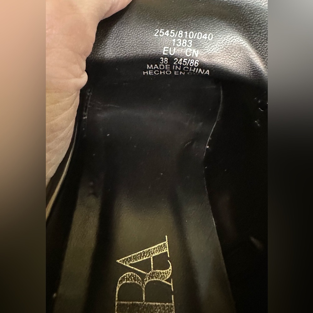 EUC ZARA Chunky Sole Loafer with Silver-Tone Hardware. Size 38/7.5 - Picture 13 of 15